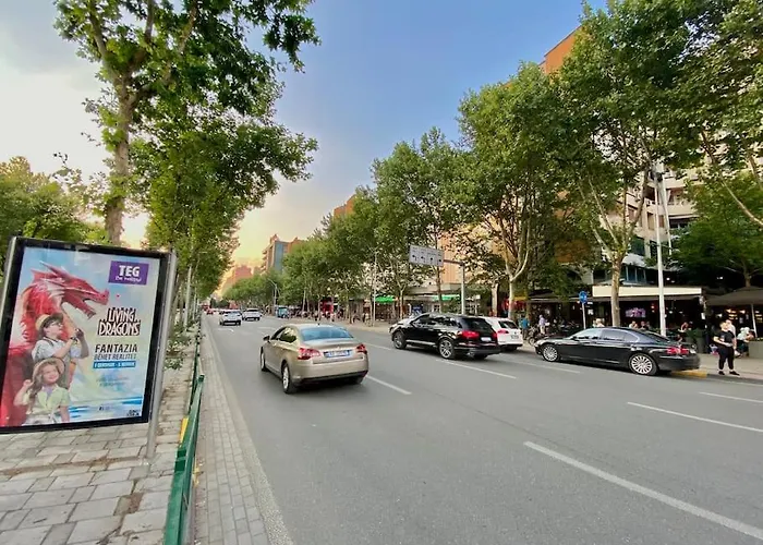 Centre Big Art'partment Heart Of The Capital